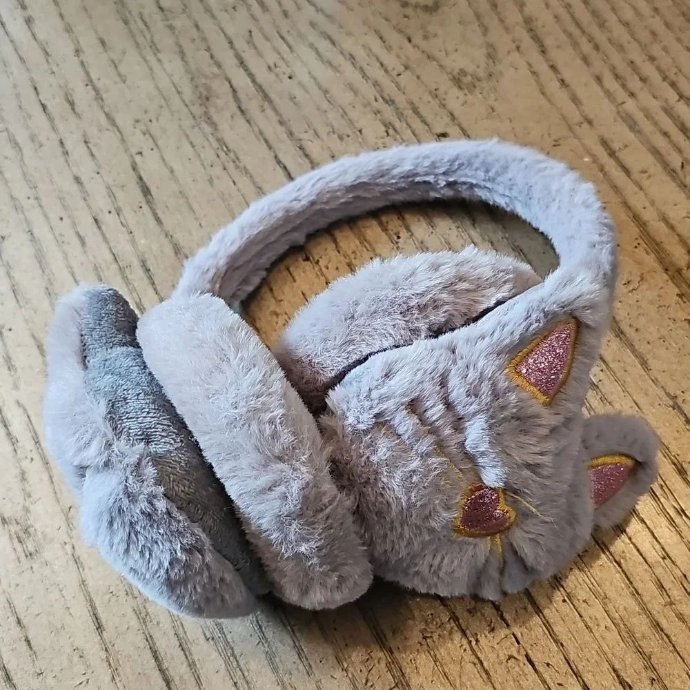 Plush Kitty Ear Muff - Picture 4 of 4